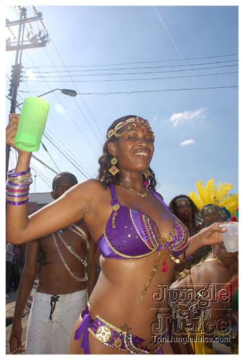 c2k10_extras-104