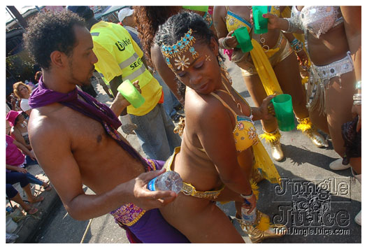 c2k10_extras-105
