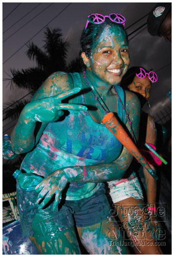 caesars_hippie_army_2010-120