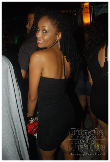 caution_2010-058