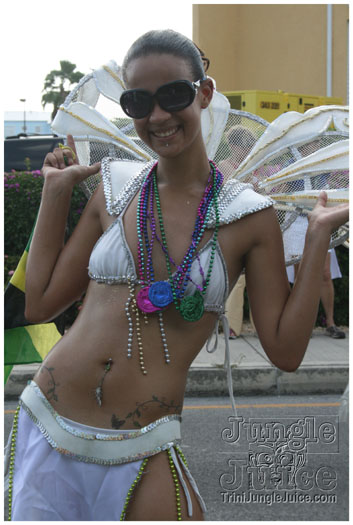 cayman_carnival_batabano_2010_pt1-023