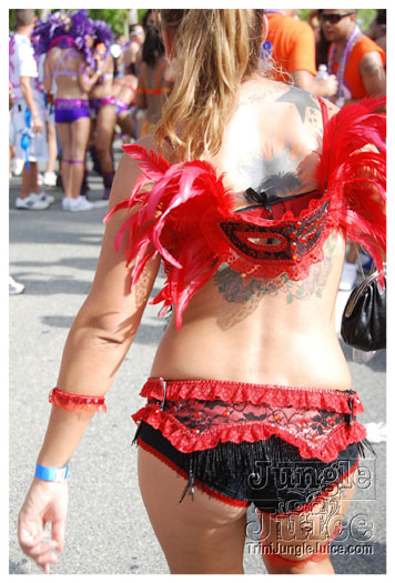 cayman_carnival_batabano_2010_pt1-161