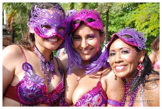 cayman_carnival_batabano_2010_pt1-171