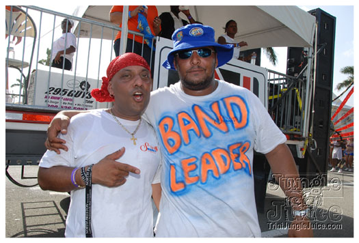 cayman_carnival_batabano_2010_pt1-176