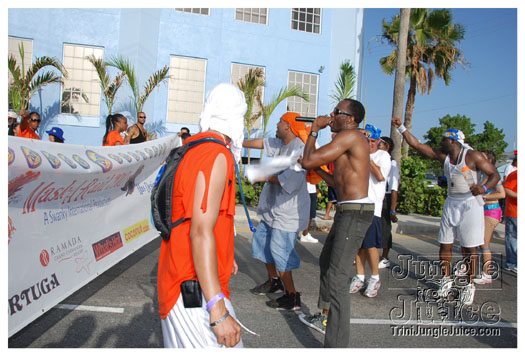 cayman_carnival_batabano_2010_pt2-189