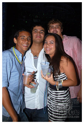 celebrity_sep25-049