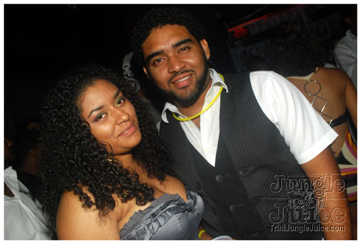 celebrity_sep25-057
