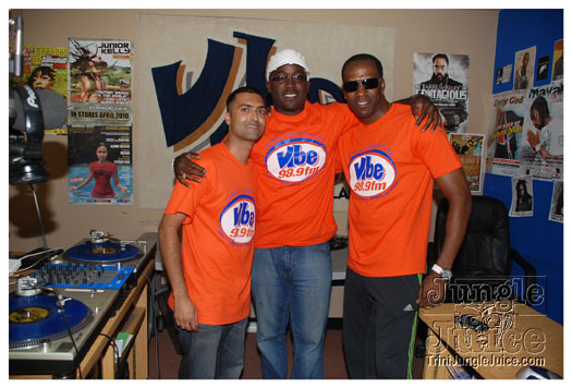 05_vibe_989_fm-002