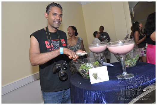 indigo_2010-029