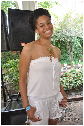 indigo_2010-059