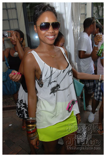indigo_2010-155