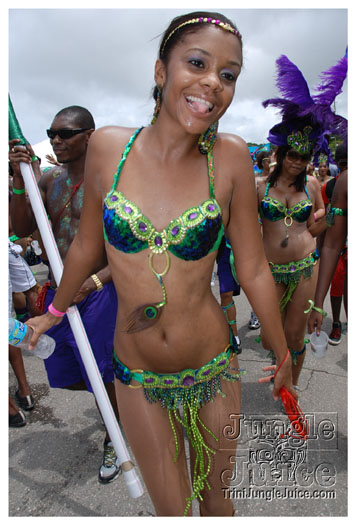 kadooment_day_2010_pt1-159