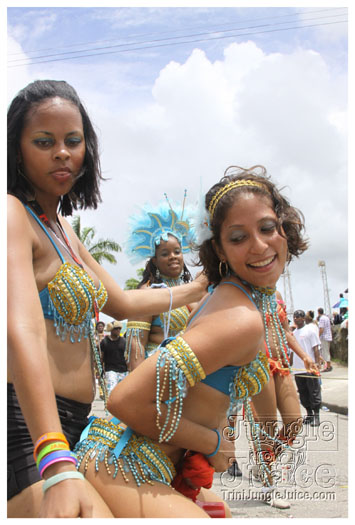 kadooment_day_2010_pt2-115