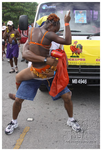 kadooment_day_2010_pt2-295