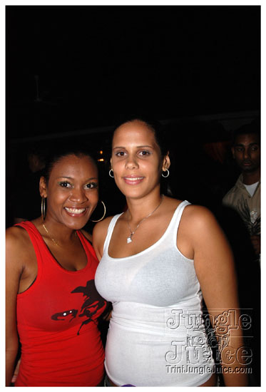 karma_sutra_2010-091