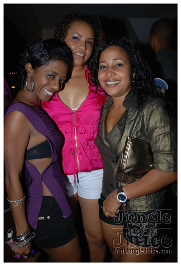 ladies_first_2010-312