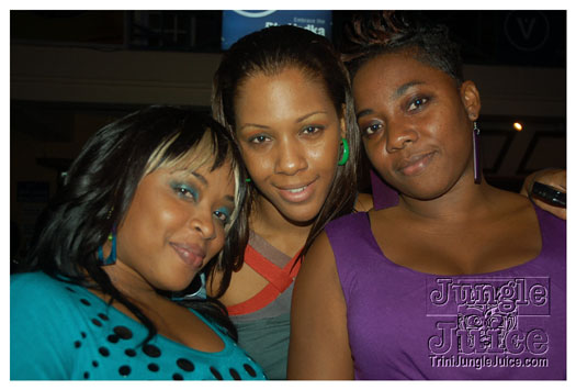 ladies_first_2010-331