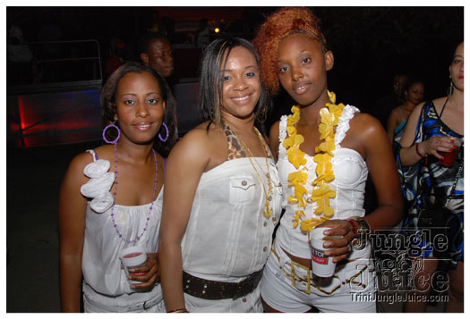 luau_apr4-042