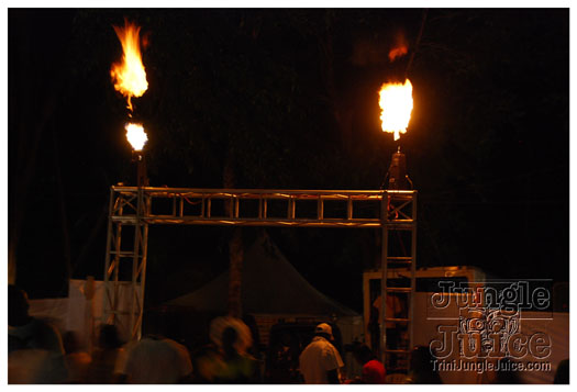 luau_apr4-099