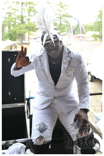 machel_six_flags_2010-142