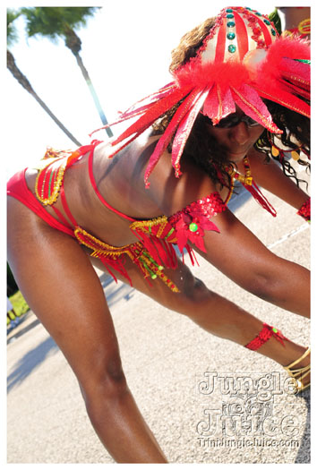 miami_cval_parade_2010_pt4-247