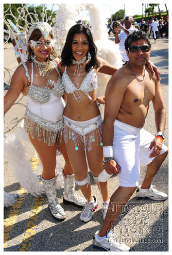 miami_cval_parade_2010_pt4-251