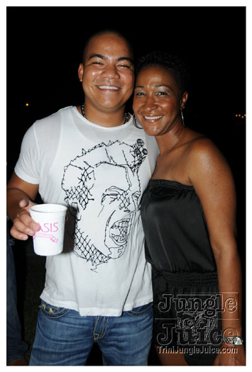oasis_2010_sep5-041