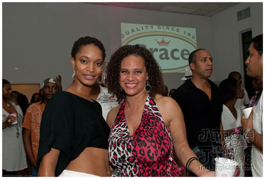 oasis_2010_sep5-069