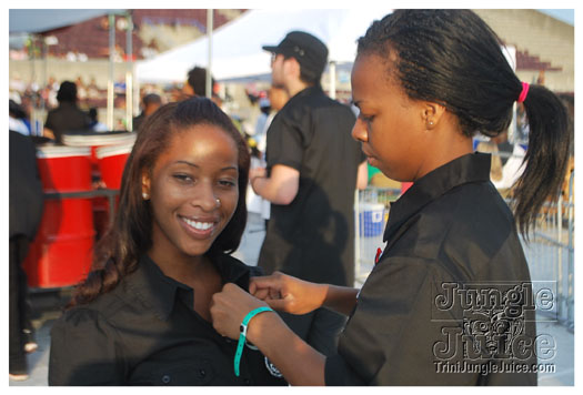 pan_alive_2010-005