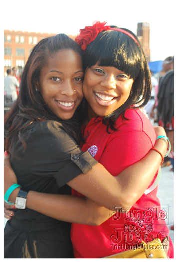 pan_alive_2010-018