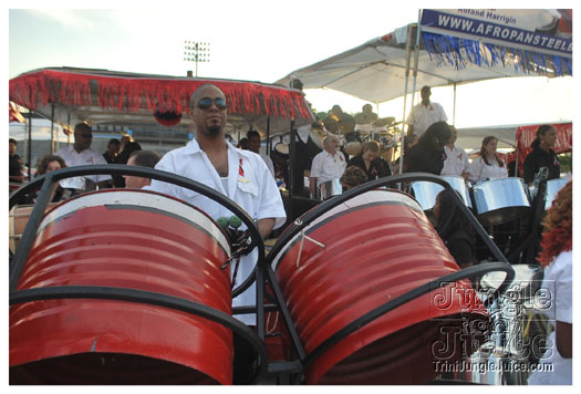 pan_alive_2010-027