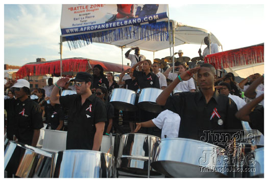 pan_alive_2010-031