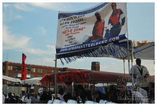 pan_alive_2010-078