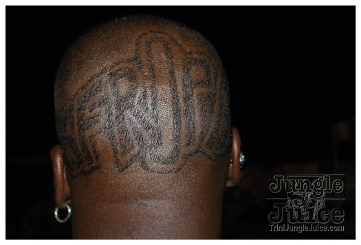 pan_alive_2010-088