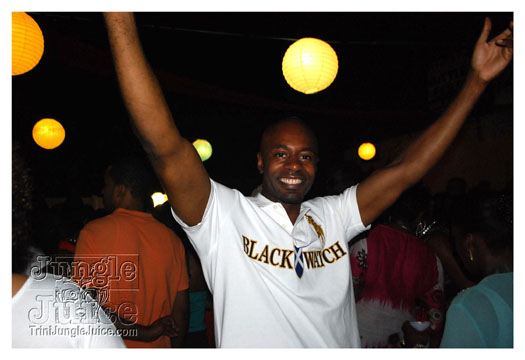 radica_2010-074