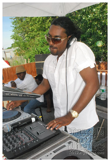 rise_2010_may30-021