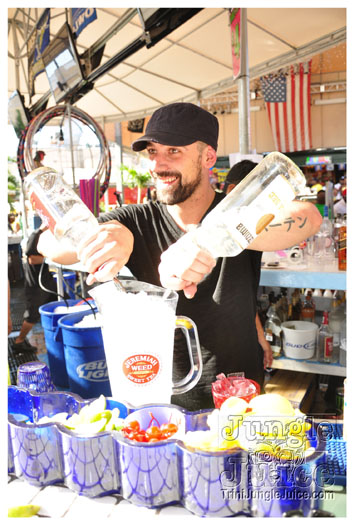rise_n_shine_miami_2010-138