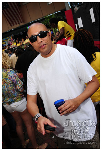 rise_n_shine_miami_2010-158