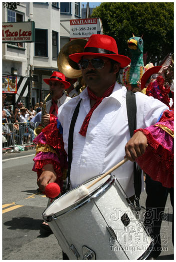 san_francisco_carnival_2010-228