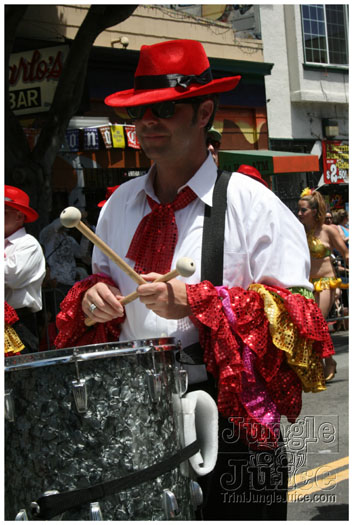 san_francisco_carnival_2010-229