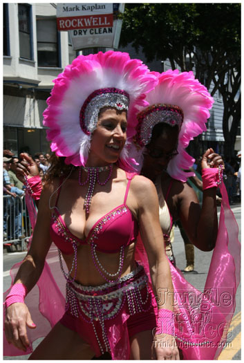 san_francisco_carnival_2010-259