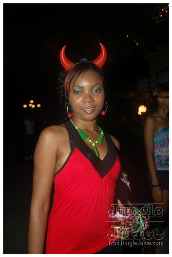 unfaithful_2010-022