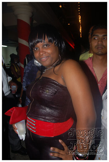 unfaithful_2010-023