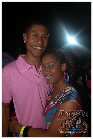 unfaithful_2010-039