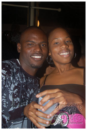 unfaithful_2010-041