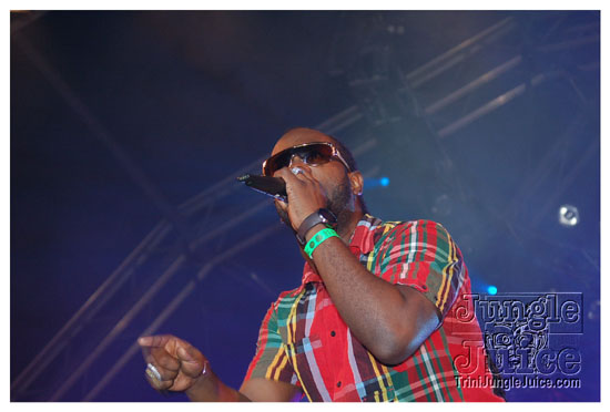 uwi_splash_2010-065