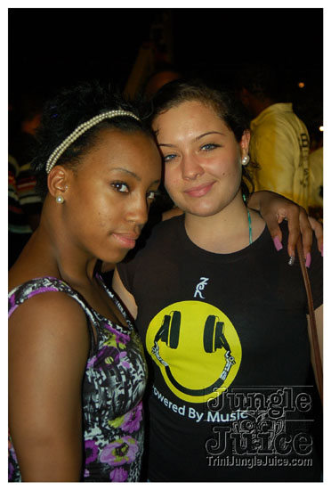 uwi_splash_2010-083