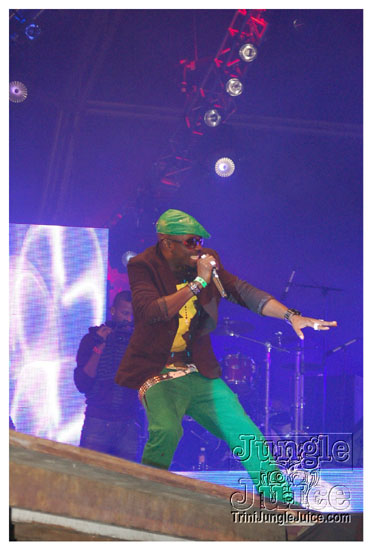 uwi_splash_2010-094