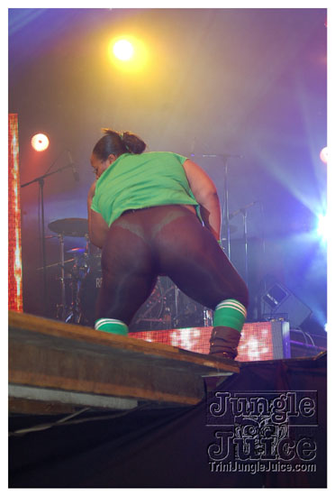 uwi_splash_2010-095