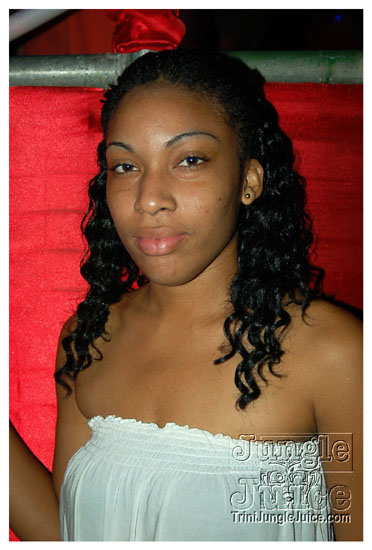 uwi_splash_2010-099